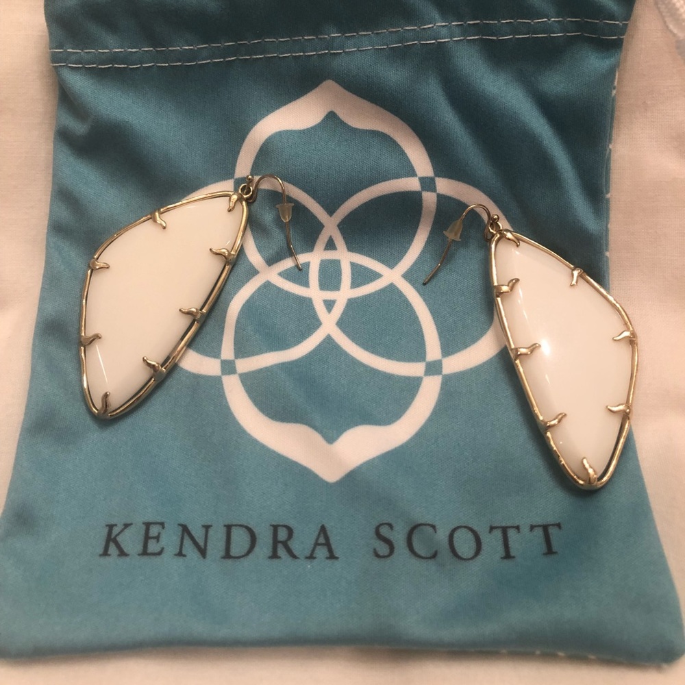 Kendra Scott White and gold earrings